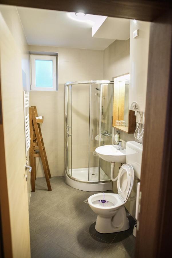 Feelstone Apartmani Brzeće Esterno foto